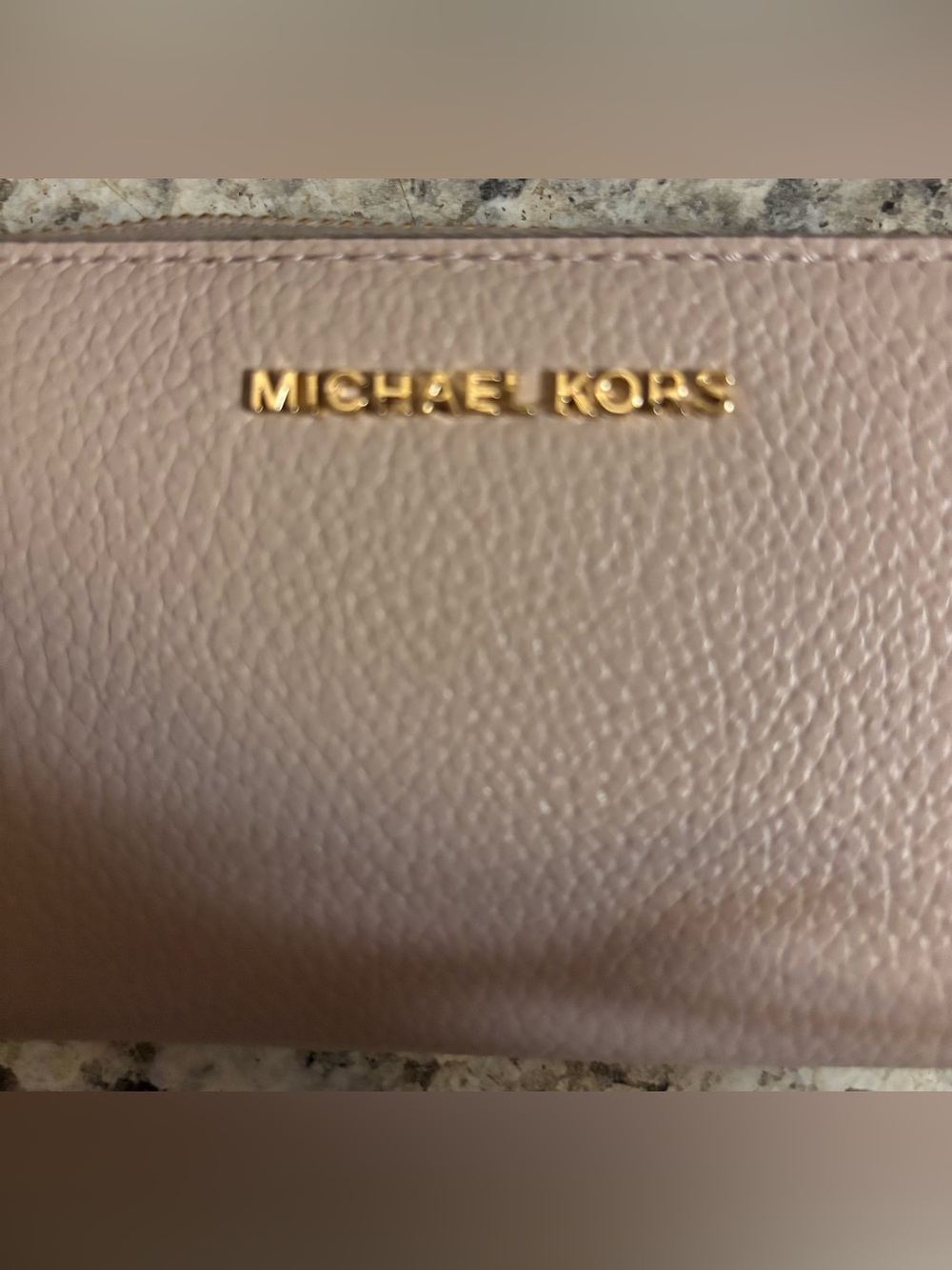 SOLD!!!! MICHAEL KORS JET SET SMALL ZIP AROUND CARD CASE - Picture 6 of 12